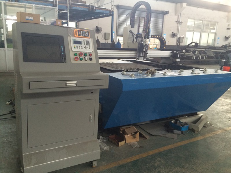 պրոֆեսիոնալ խողովակների մանրաթելային լազերային կտրող մեքենա լազերային դանակ