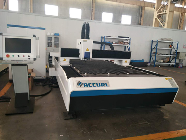 Hot Sale High Speed Ավտոմատ 3000W Fiber Laser Մետաղ կտրելու մեքենա Գինը վաճառքի
